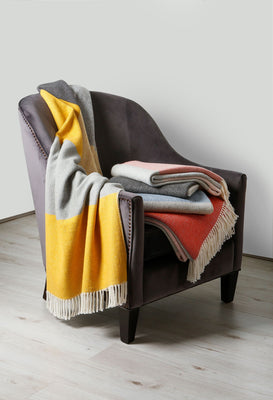 Scatter Box Throws Collection: Luxurious Couch, Bed, and Sofa Throws