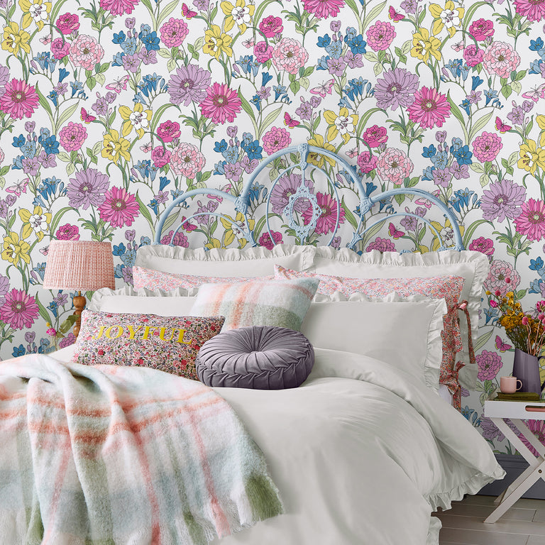 Laura Ashley Wallpaper Gilly Multi