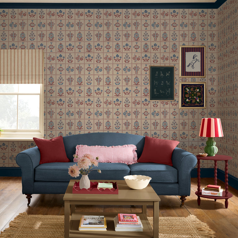 Joules Garden Floral Grid Floral Wallpaper – Burgundy & Navy Textured Paste-the-Wall Design 52cm Width