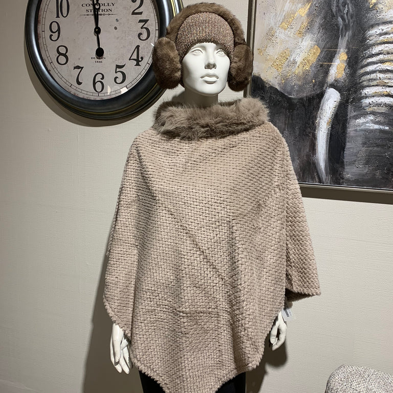 Taupe Poncho With Faux Fur Collar – Elegant Poncho for Women