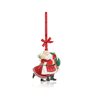 Add a touch of holiday magic to your Christmas decor with these adorable Mr. and Mrs. Claus decorations