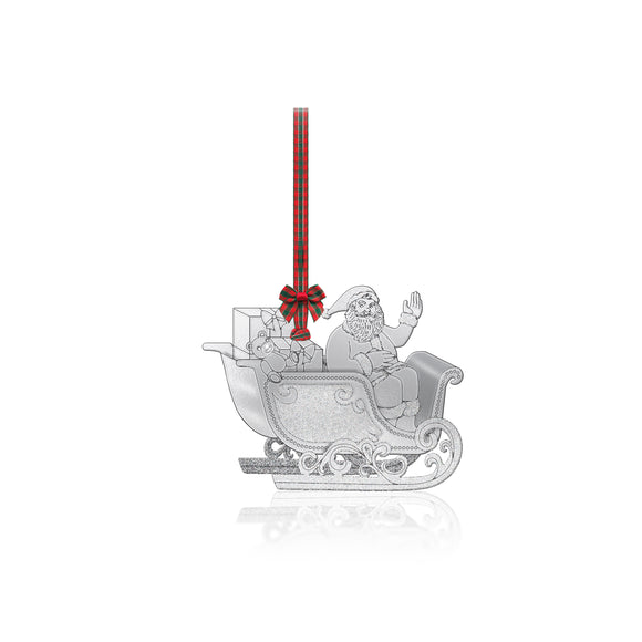 Enhance the magic of the holiday season with the Tipperary Crystal Heirloom Decoration Santa Sleigh. Elevate your festive decor with this exquisite and whimsical depiction of Santa's sleigh. 