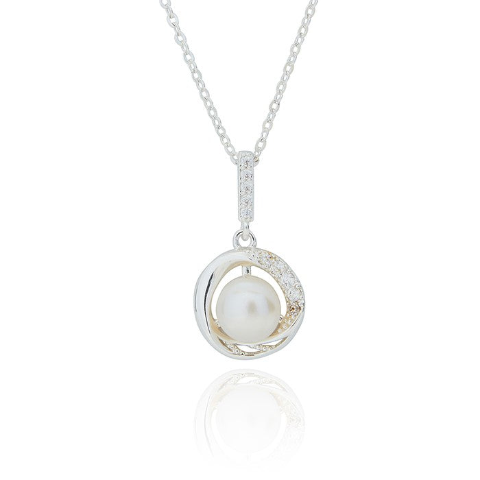 Framed Freshwater Pearl Necklace