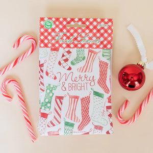 Infuse your spaces with the festive spirit of the season with our 'Merry and Bright' Fresh Scent Sachet.