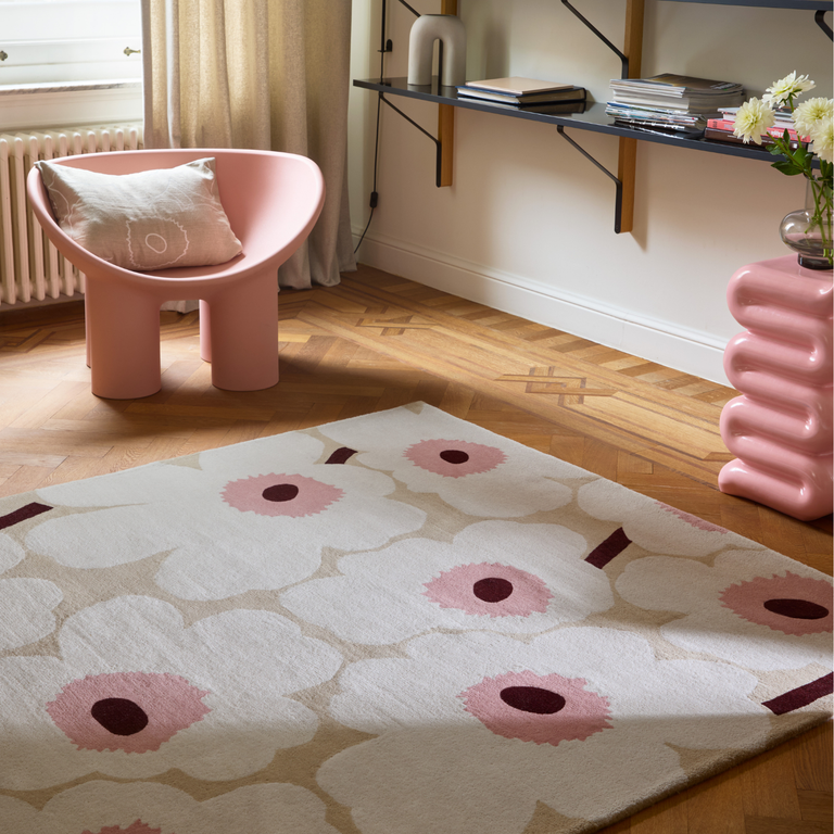 Marimekko Unikko Floral Rug Beige Pink