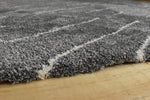 Ivy Geometric Rug 092 Grey picture of the border