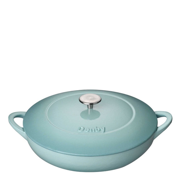 Denby Pavilion Cast Iron 30 cm Shallow Casserole close view on the white backing