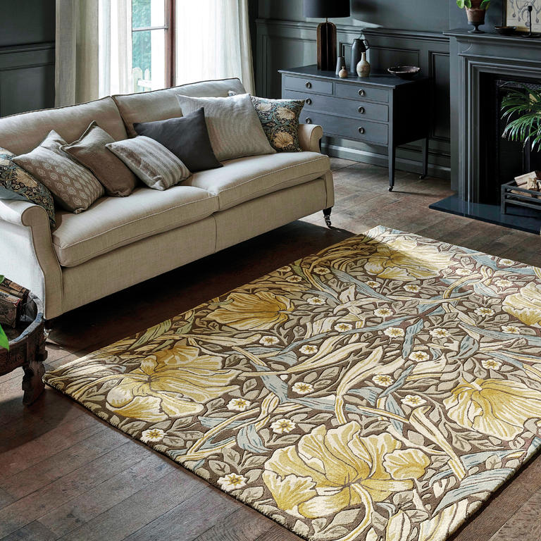 Morris & Co Pimpernel Floral Rug Bullrush