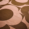 Orla Kiely Prism Flower Pink Terracotta Rug 158002 close view picture of the rug pattern