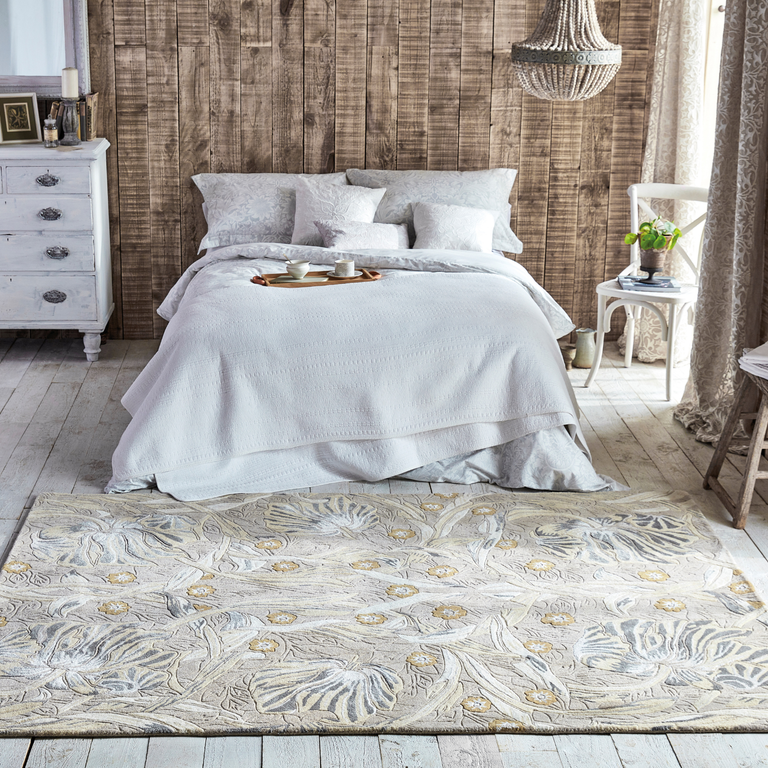 Morris & Co Pure Pimpernel Floral Rug Linen