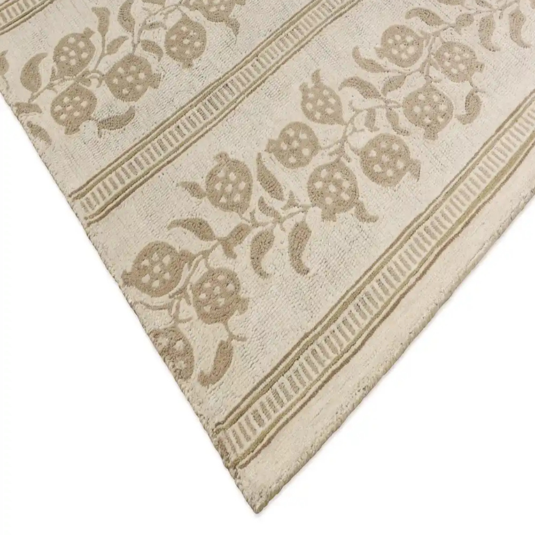 Sanderson Anaar Flax Hand Tufted Floral Wool Rug – Beige Luxury Rug