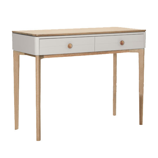 Chic dressing table with drawers