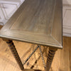Vintage-style sofa table for your home