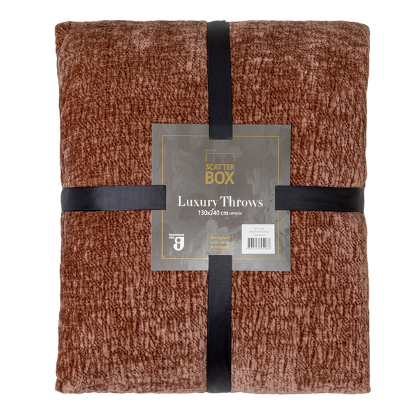 Cozy and elegant throws for couch – Scatterbox Piper Throw in Rose.
