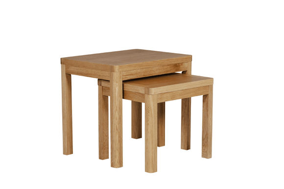 Nest of tables coffee table in oak