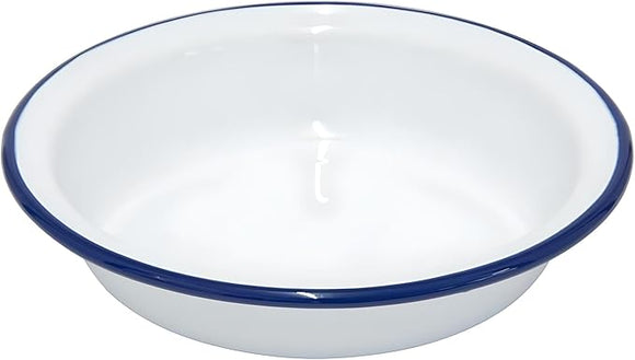 Oven dish perfect for baking pies and desserts.
