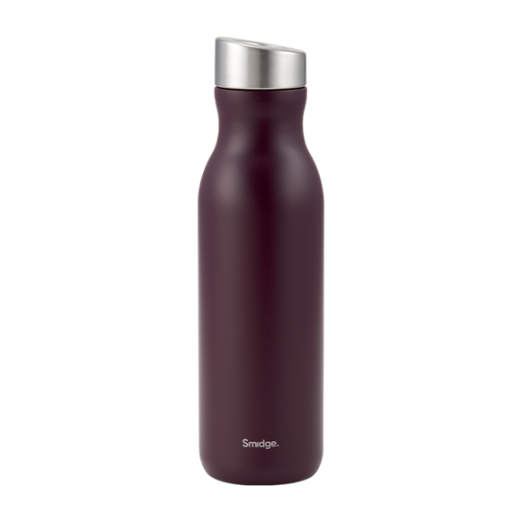 Stainless steel vacuum-insulated bottle in Autumn Berry, ideal for daily use.