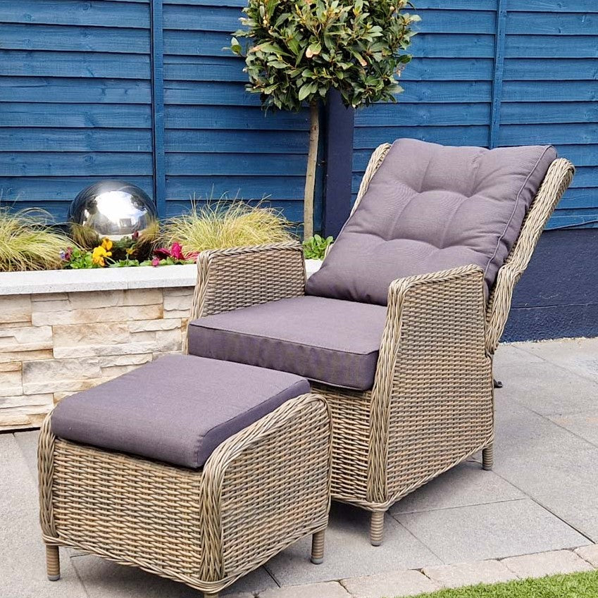 Reclining outdoor shop dining chairs