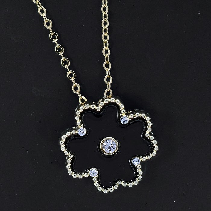 Equilibrium Clover Mother Of Pearl Necklace Black