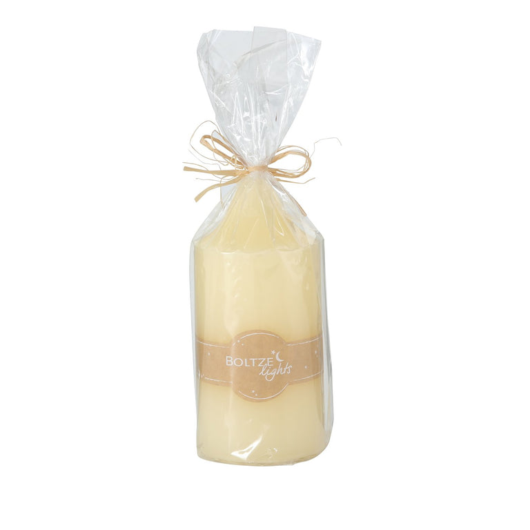 Pillar candle Church Creme